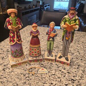Jim Shore Heartwood Creek Carolers